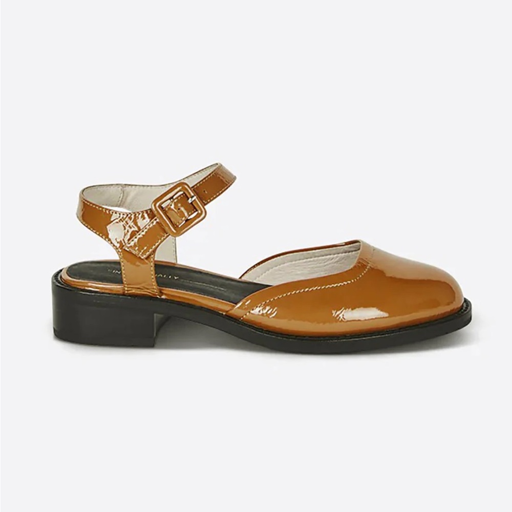 INTENTIONALLY BLANK “super” patent leather mary jane low heel in cider SIZE 7